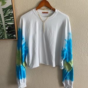 Tie Dye Sleeve Crop Long Sleeve Top 🌴